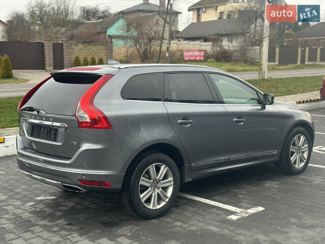 Зелений Вольво ХС60, об'ємом двигуна 2 л та пробігом 228 тис. км за 13999 $, фото 6 на Automoto.ua