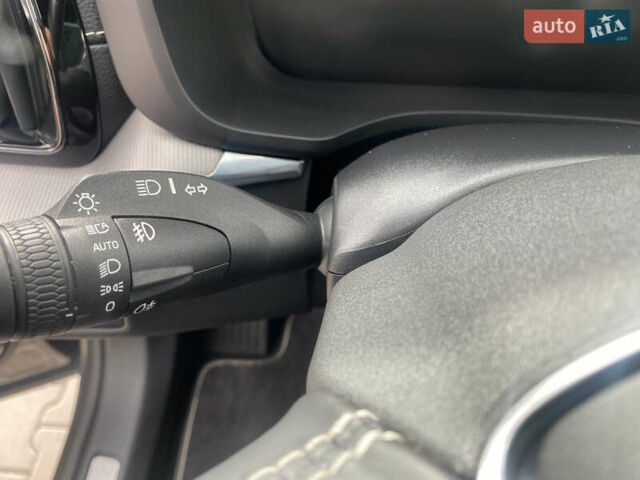 Зеленый Вольво ХС60, объемом двигателя 2 л и пробегом 283 тыс. км за 28888 $, фото 83 на Automoto.ua