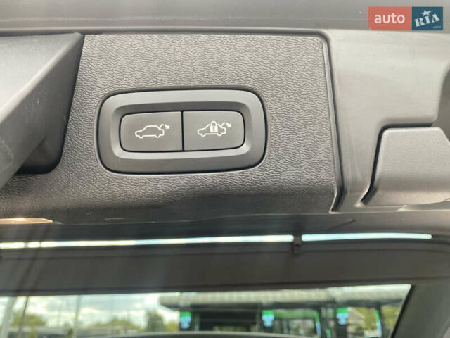 Зеленый Вольво ХС60, объемом двигателя 2 л и пробегом 283 тыс. км за 28888 $, фото 72 на Automoto.ua