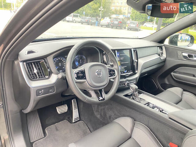 Зеленый Вольво ХС60, объемом двигателя 2 л и пробегом 283 тыс. км за 28888 $, фото 47 на Automoto.ua