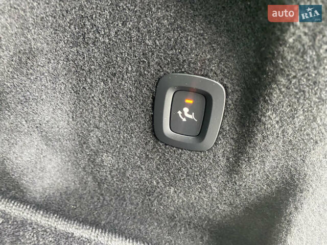 Зеленый Вольво ХС60, объемом двигателя 2 л и пробегом 283 тыс. км за 28888 $, фото 70 на Automoto.ua