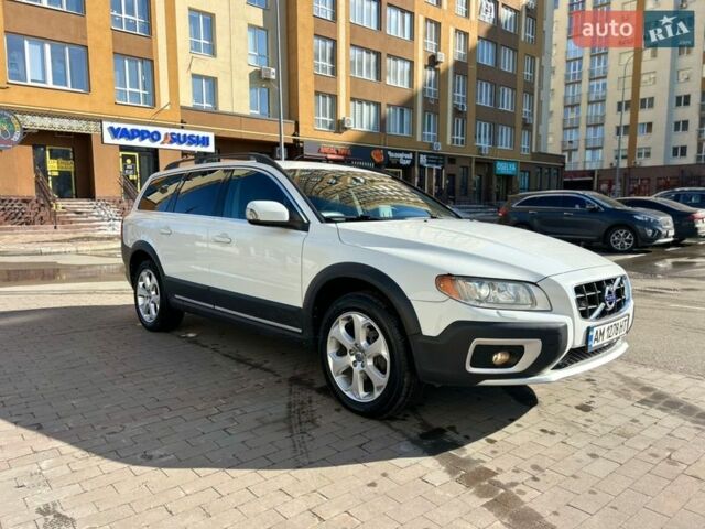 Білий Вольво ХС70, об'ємом двигуна 2.4 л та пробігом 267 тис. км за 11700 $, фото 9 на Automoto.ua