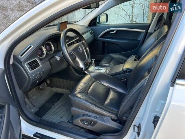 Білий Вольво ХС70, об'ємом двигуна 2.4 л та пробігом 267 тис. км за 11700 $, фото 11 на Automoto.ua