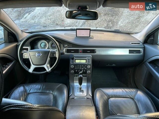 Білий Вольво ХС70, об'ємом двигуна 2.4 л та пробігом 267 тис. км за 11700 $, фото 14 на Automoto.ua