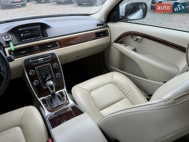 Белый Вольво ХС70, объемом двигателя 3 л и пробегом 227 тыс. км за 16500 $, фото 57 на Automoto.ua