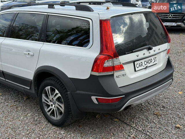 Белый Вольво ХС70, объемом двигателя 3 л и пробегом 227 тыс. км за 16500 $, фото 10 на Automoto.ua