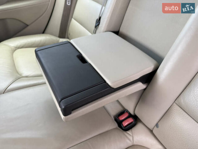 Белый Вольво ХС70, объемом двигателя 3 л и пробегом 227 тыс. км за 16500 $, фото 59 на Automoto.ua