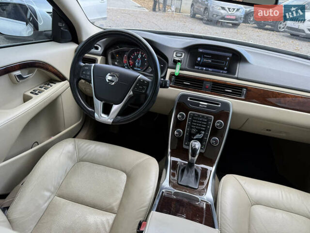 Белый Вольво ХС70, объемом двигателя 3 л и пробегом 227 тыс. км за 16500 $, фото 58 на Automoto.ua