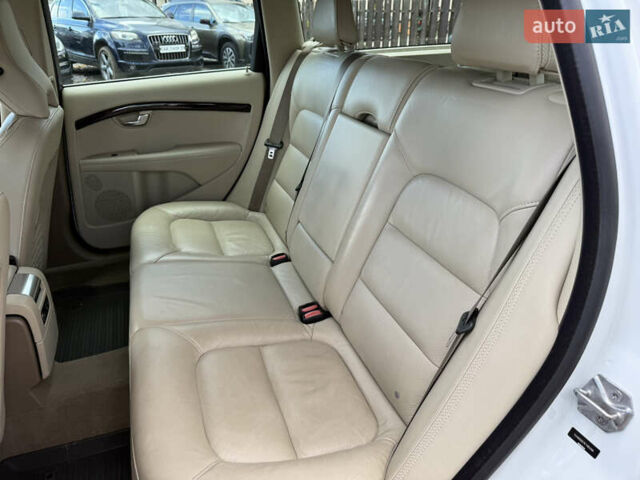 Белый Вольво ХС70, объемом двигателя 3 л и пробегом 227 тыс. км за 16500 $, фото 54 на Automoto.ua