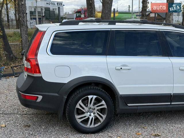 Белый Вольво ХС70, объемом двигателя 3 л и пробегом 227 тыс. км за 16500 $, фото 22 на Automoto.ua