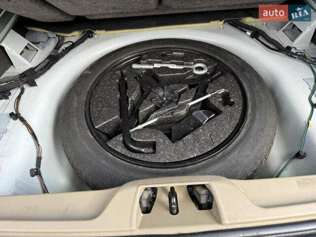 Белый Вольво ХС70, объемом двигателя 3 л и пробегом 227 тыс. км за 16500 $, фото 17 на Automoto.ua