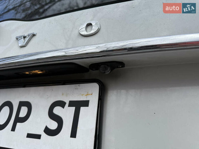 Белый Вольво ХС70, объемом двигателя 3 л и пробегом 227 тыс. км за 16500 $, фото 19 на Automoto.ua