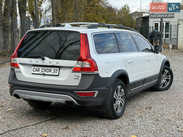 Белый Вольво ХС70, объемом двигателя 3 л и пробегом 227 тыс. км за 16500 $, фото 1 на Automoto.ua