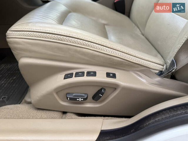 Белый Вольво ХС70, объемом двигателя 3 л и пробегом 227 тыс. км за 16500 $, фото 37 на Automoto.ua