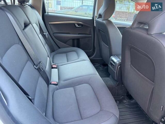 Білий Вольво ХС70, об'ємом двигуна 2.4 л та пробігом 211 тис. км за 14490 $, фото 22 на Automoto.ua