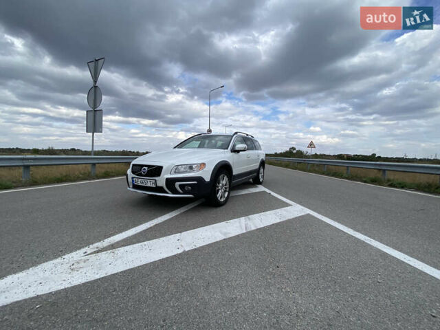 Білий Вольво ХС70, об'ємом двигуна 2 л та пробігом 160 тис. км за 17800 $, фото 1 на Automoto.ua