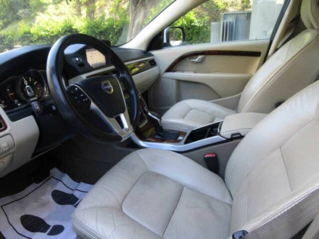 Белый Вольво ХС70, объемом двигателя 3.2 л и пробегом 74 тыс. км за 7350 $, фото 8 на Automoto.ua