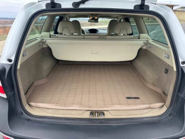 Белый Вольво ХС70, объемом двигателя 3 л и пробегом 75 тыс. км за 2300 $, фото 15 на Automoto.ua