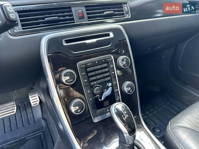 Білий Вольво ХС70, об'ємом двигуна 2.4 л та пробігом 289 тис. км за 18200 $, фото 67 на Automoto.ua