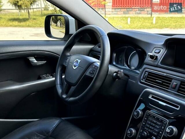 Білий Вольво ХС70, об'ємом двигуна 2.4 л та пробігом 289 тис. км за 18200 $, фото 100 на Automoto.ua