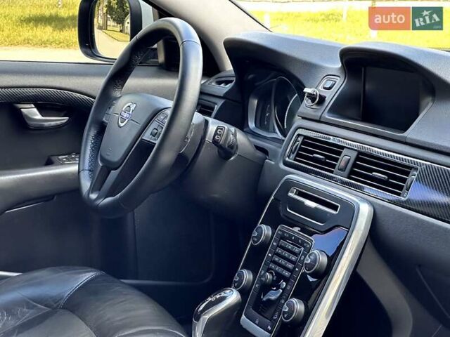 Білий Вольво ХС70, об'ємом двигуна 2.4 л та пробігом 289 тис. км за 18200 $, фото 104 на Automoto.ua