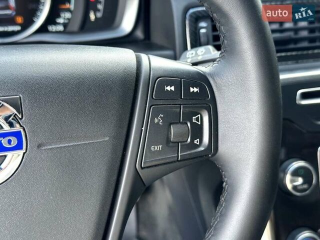 Білий Вольво ХС70, об'ємом двигуна 2.4 л та пробігом 289 тис. км за 18200 $, фото 71 на Automoto.ua