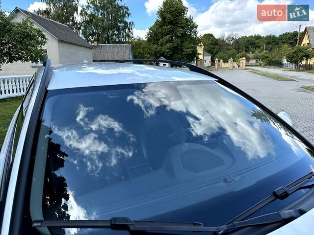 Білий Вольво ХС70, об'ємом двигуна 2.4 л та пробігом 289 тис. км за 18200 $, фото 52 на Automoto.ua