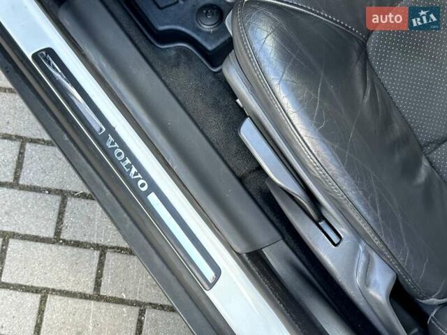 Білий Вольво ХС70, об'ємом двигуна 2.4 л та пробігом 289 тис. км за 18200 $, фото 63 на Automoto.ua