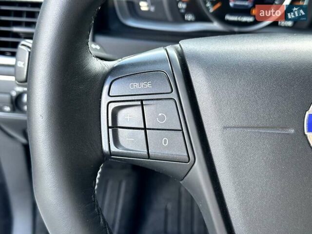 Білий Вольво ХС70, об'ємом двигуна 2.4 л та пробігом 289 тис. км за 18200 $, фото 72 на Automoto.ua