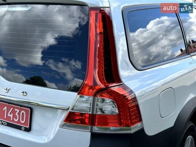 Білий Вольво ХС70, об'ємом двигуна 2.4 л та пробігом 289 тис. км за 18200 $, фото 50 на Automoto.ua