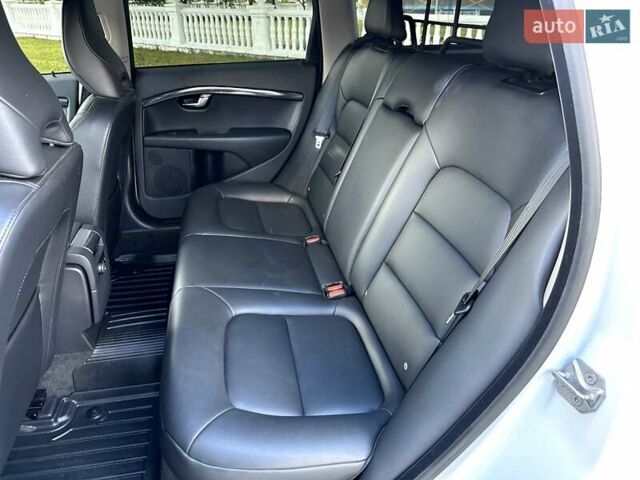 Білий Вольво ХС70, об'ємом двигуна 2.4 л та пробігом 289 тис. км за 18200 $, фото 77 на Automoto.ua