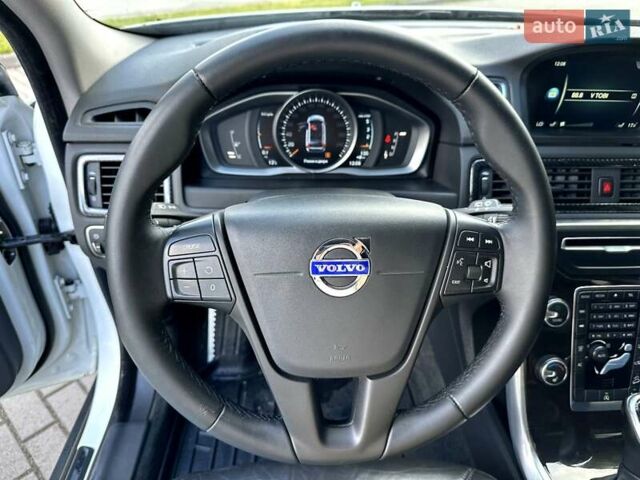 Білий Вольво ХС70, об'ємом двигуна 2.4 л та пробігом 289 тис. км за 18200 $, фото 70 на Automoto.ua