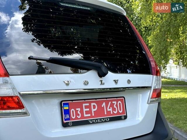 Білий Вольво ХС70, об'ємом двигуна 2.4 л та пробігом 289 тис. км за 18200 $, фото 47 на Automoto.ua
