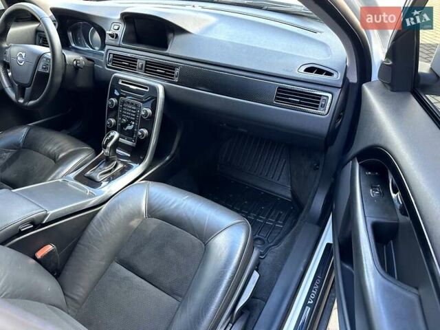 Білий Вольво ХС70, об'ємом двигуна 2.4 л та пробігом 289 тис. км за 18200 $, фото 95 на Automoto.ua