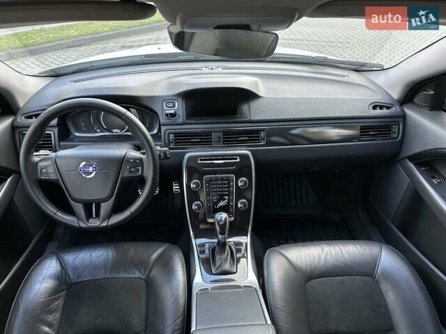 Білий Вольво ХС70, об'ємом двигуна 2.5 л та пробігом 291 тис. км за 17400 $, фото 22 на Automoto.ua