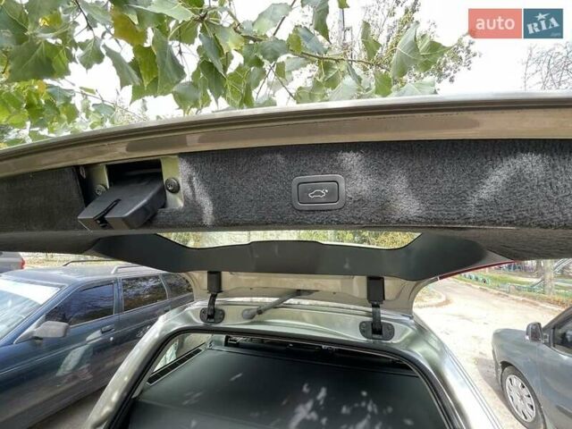 Бежевый Вольво ХС70, объемом двигателя 2.4 л и пробегом 310 тыс. км за 13500 $, фото 6 на Automoto.ua