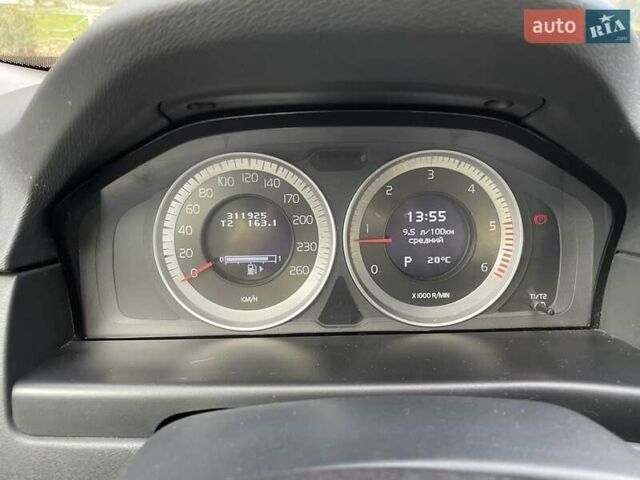 Бежевый Вольво ХС70, объемом двигателя 2.4 л и пробегом 310 тыс. км за 13500 $, фото 3 на Automoto.ua