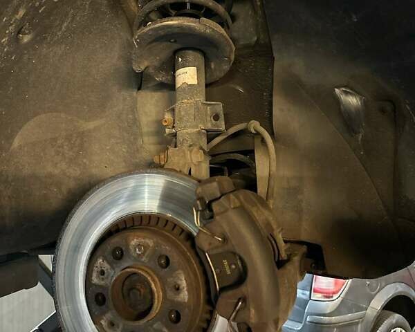Черный Вольво ХС70, объемом двигателя 2.5 л и пробегом 255 тыс. км за 7800 $, фото 11 на Automoto.ua