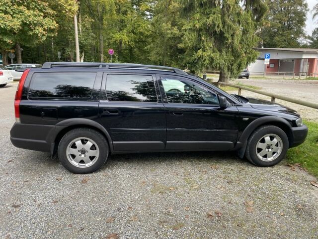 Вольво ХС70 2004 в Новгород-Северском на Automoto.ua Черный Вольво ХС70, объемом двигателя 2.5 л и пробегом 187 тыс. км за 7400 $, фото 2 на Automoto.ua