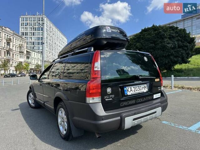 Чорний Вольво ХС70, об'ємом двигуна 2.5 л та пробігом 400 тис. км за 6500 $, фото 1 на Automoto.ua