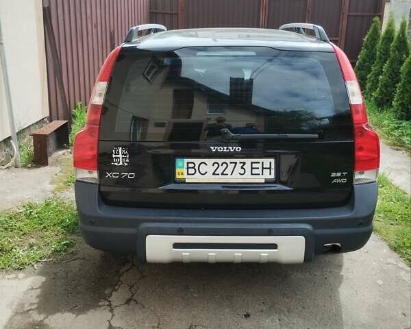 Черный Вольво ХС70, объемом двигателя 2.5 л и пробегом 240 тыс. км за 3799 $, фото 5 на Automoto.ua