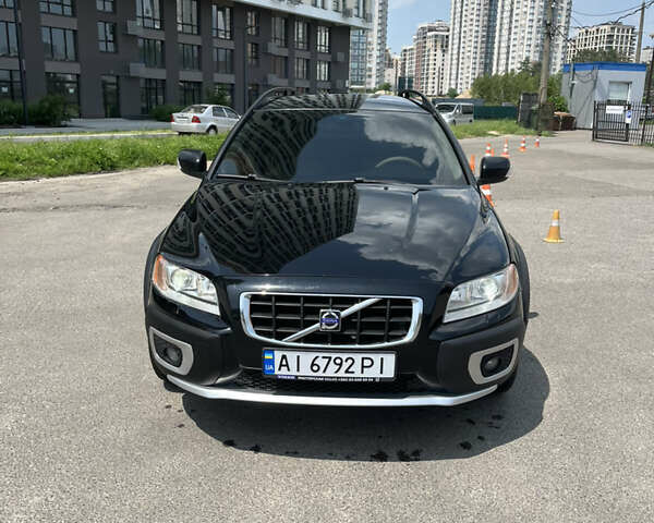 Черный Вольво ХС70, объемом двигателя 3.2 л и пробегом 393 тыс. км за 9500 $, фото 1 на Automoto.ua