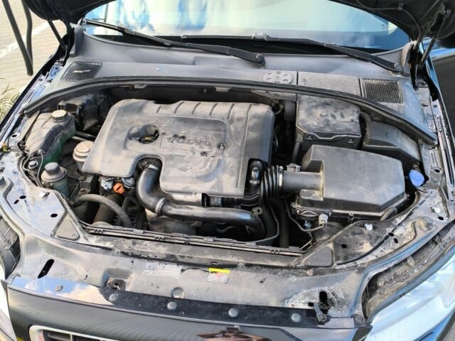 Вольво ХС70 2009 в Луцке на Automoto.ua Черный Вольво ХС70, объемом двигателя 1.6 л и пробегом 250 тыс. км за 8850 $, фото 3 на Automoto.ua