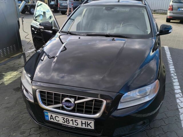 Вольво ХС70 2009 в Луцке на Automoto.ua Черный Вольво ХС70, объемом двигателя 1.6 л и пробегом 250 тыс. км за 8850 $, фото 6 на Automoto.ua