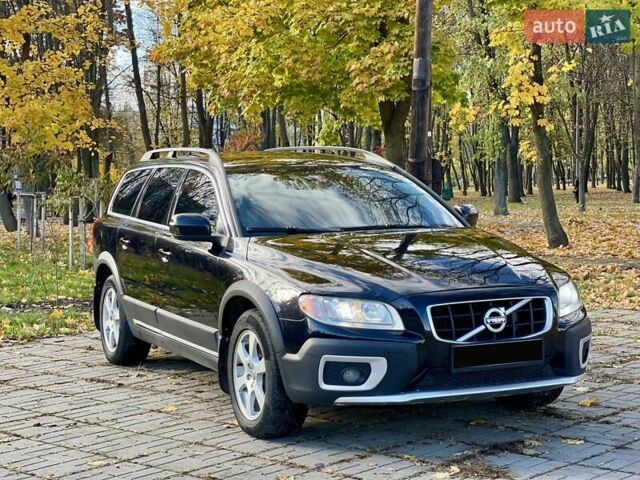 Черный Вольво ХС70, объемом двигателя 2.4 л и пробегом 174 тыс. км за 13999 $, фото 8 на Automoto.ua