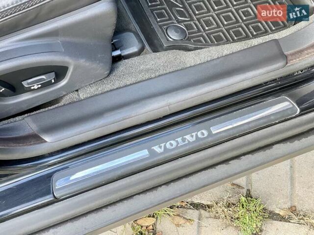 Черный Вольво ХС70, объемом двигателя 2.4 л и пробегом 174 тыс. км за 13999 $, фото 42 на Automoto.ua