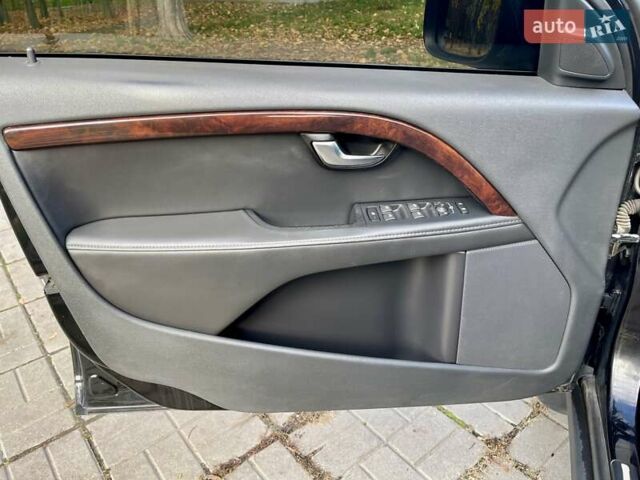 Черный Вольво ХС70, объемом двигателя 2.4 л и пробегом 174 тыс. км за 13999 $, фото 43 на Automoto.ua