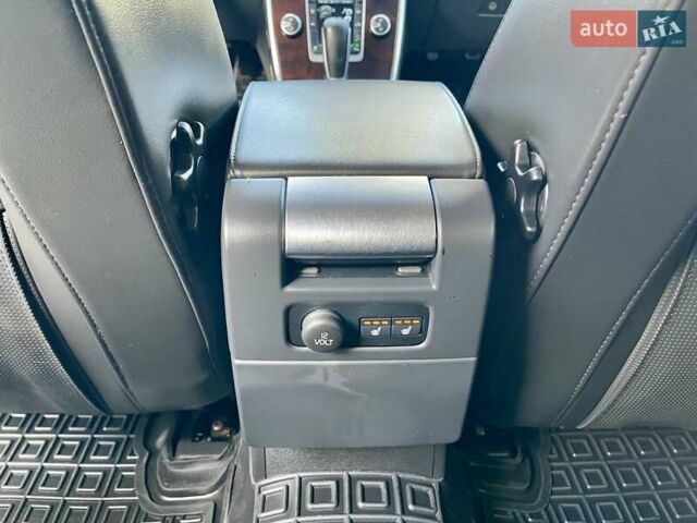 Черный Вольво ХС70, объемом двигателя 2.4 л и пробегом 174 тыс. км за 13999 $, фото 32 на Automoto.ua