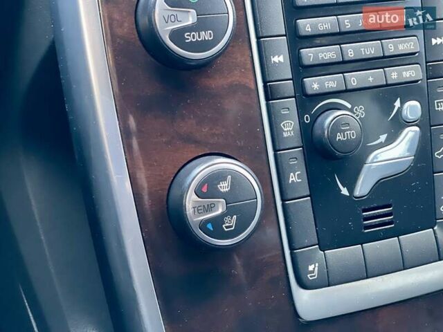 Черный Вольво ХС70, объемом двигателя 2.4 л и пробегом 174 тыс. км за 13999 $, фото 35 на Automoto.ua