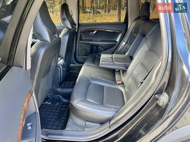 Черный Вольво ХС70, объемом двигателя 2.4 л и пробегом 174 тыс. км за 13999 $, фото 29 на Automoto.ua